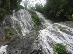 mag-olot falls